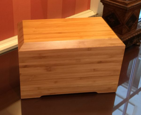 tribute-bamboo-urn-ashes-casket