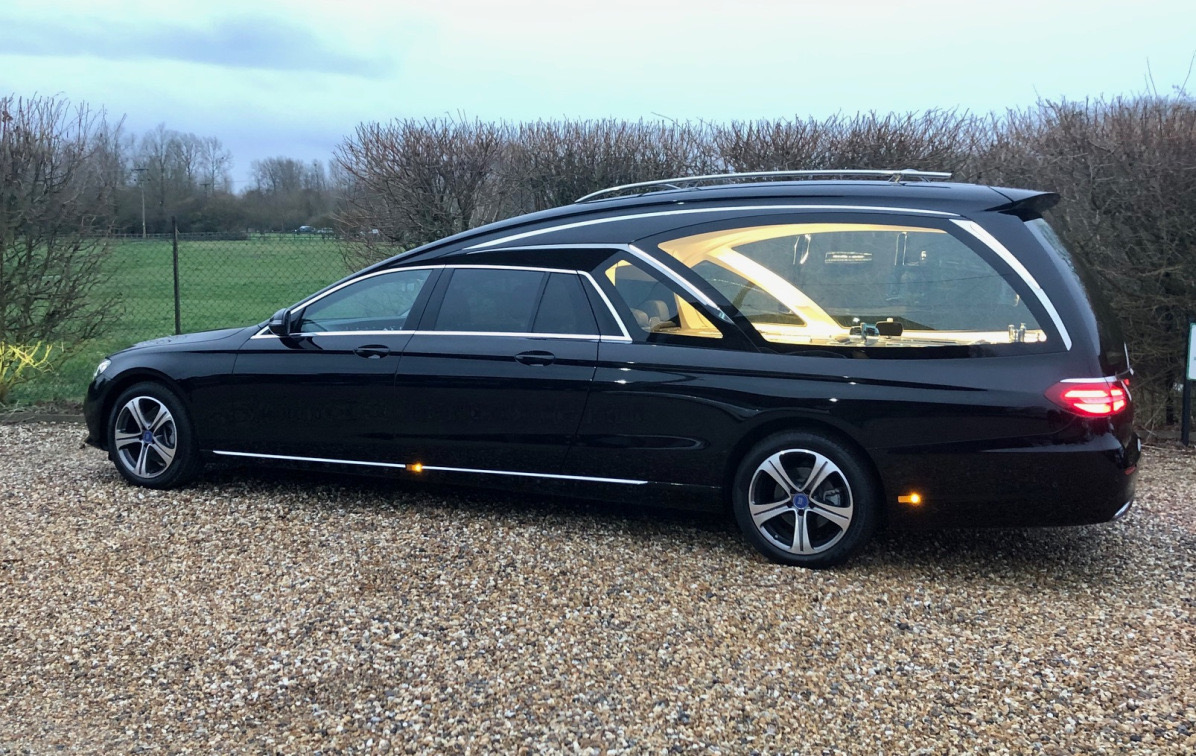 Mercedes Benz vf211 Hearse