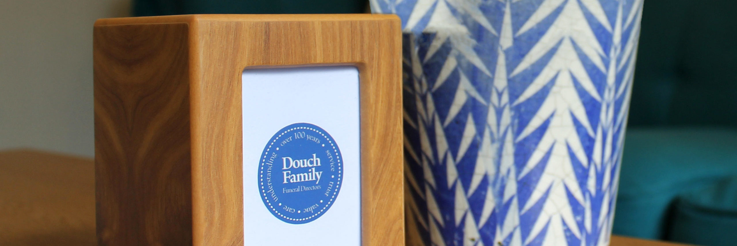 Memorial & Ashes Keepsake FAQs Urns & Keepsakes